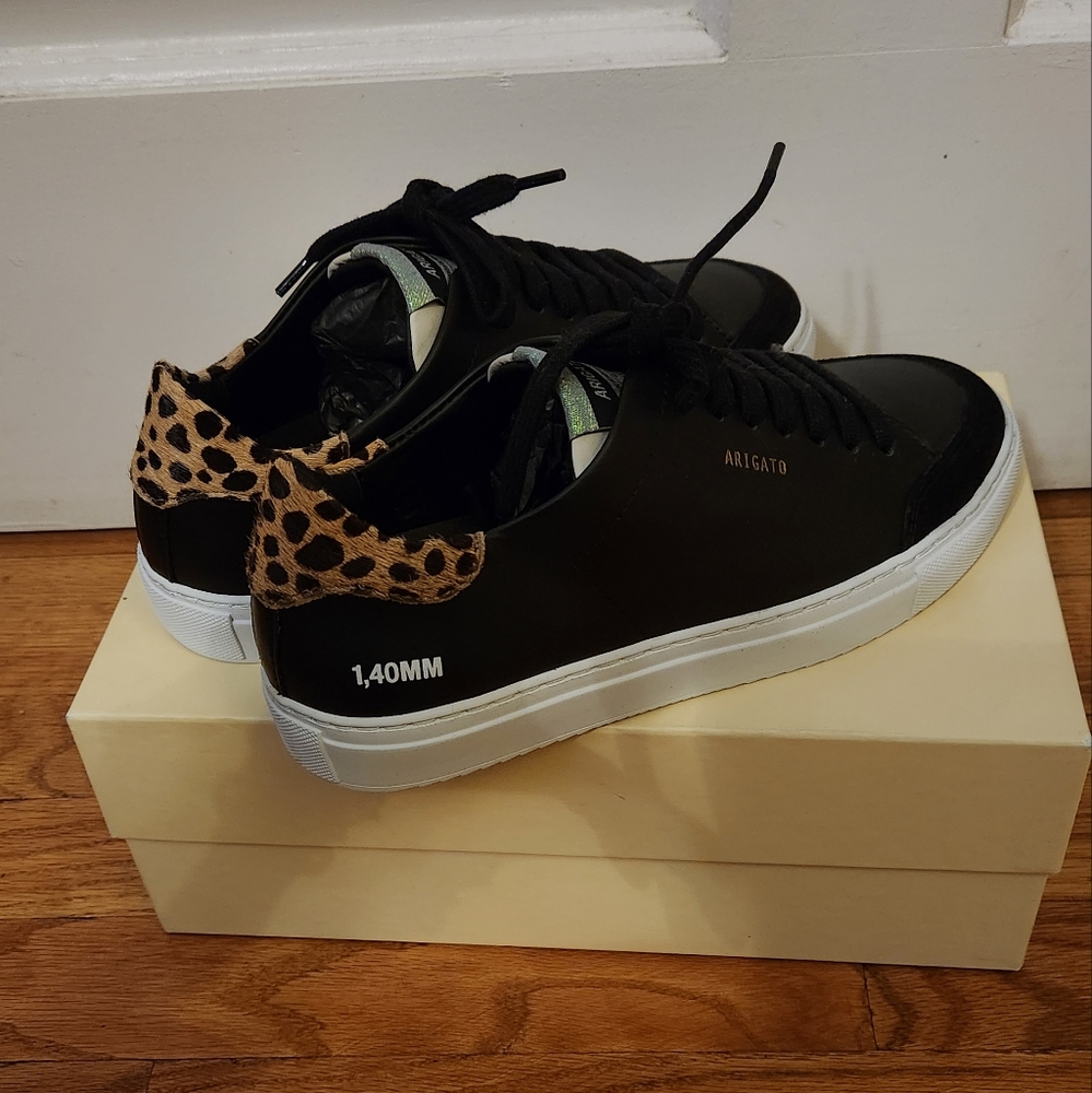 Axel Arigato size 37